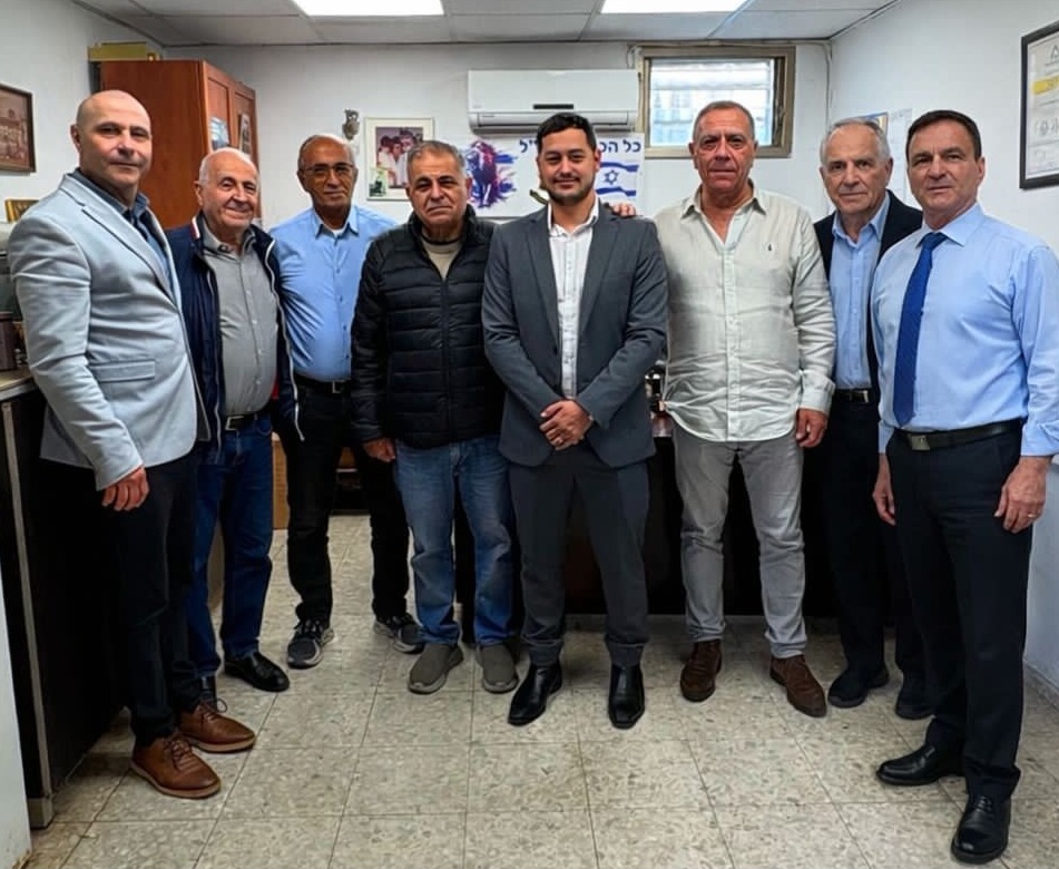 סניף הליכוד בחולון מתלכד מאחורי גל שבתאי