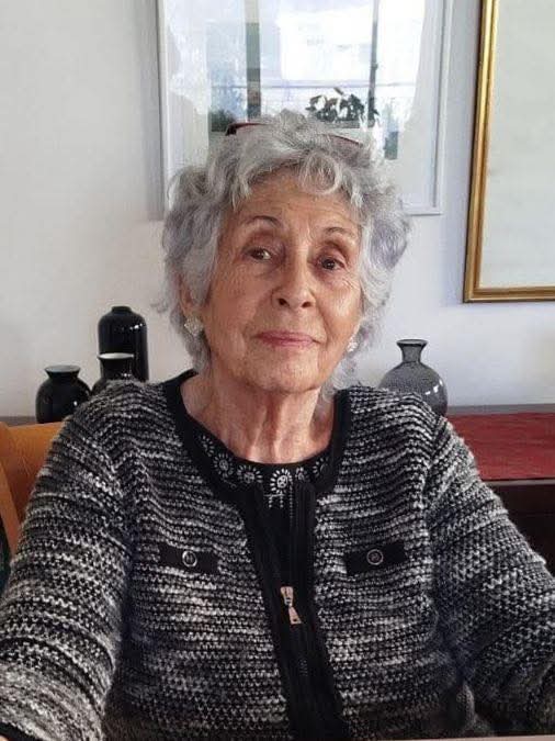 אמי היקרה, נורית מילביצקי ז״ל, הלכה הבוקר לבית עולמה. 