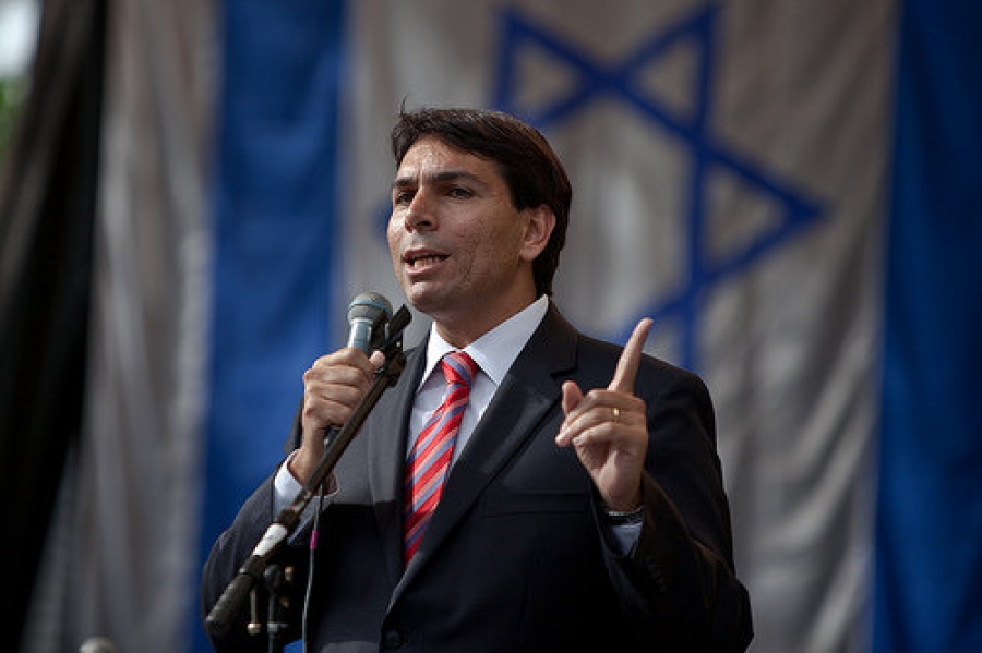 ח