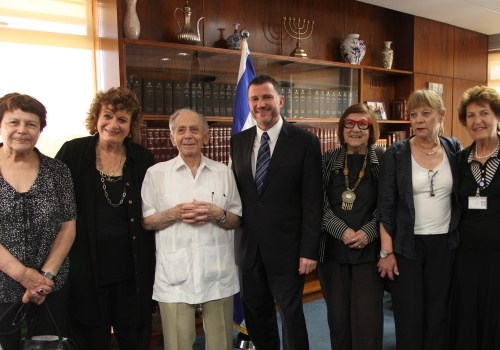 יו