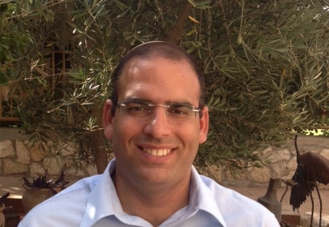 לפעול בנחישות נגד פורעי החוק ביצהר