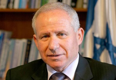 למה מחביאים את דיכטר?