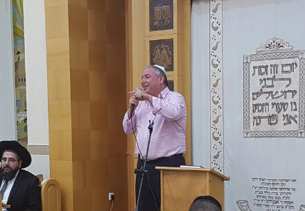 יועצו של ניר ברקת: