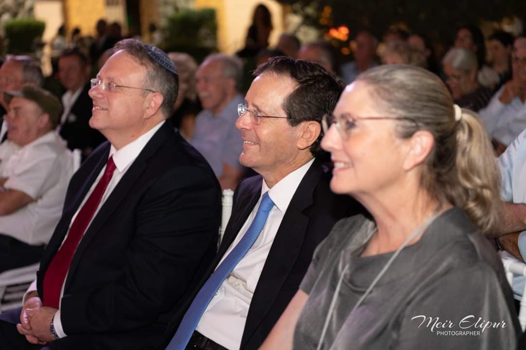 הנשיא המפאיניק הכי בית״רי שיש